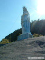 Statue de la Vierge. Parc national du Fjord-du-Saguenay, secteur Baie-Trinit