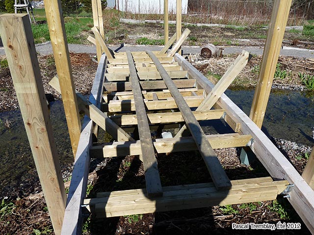 Concevoir un Pont en bois - Jardinage aquatique Projets de construction au Jardin