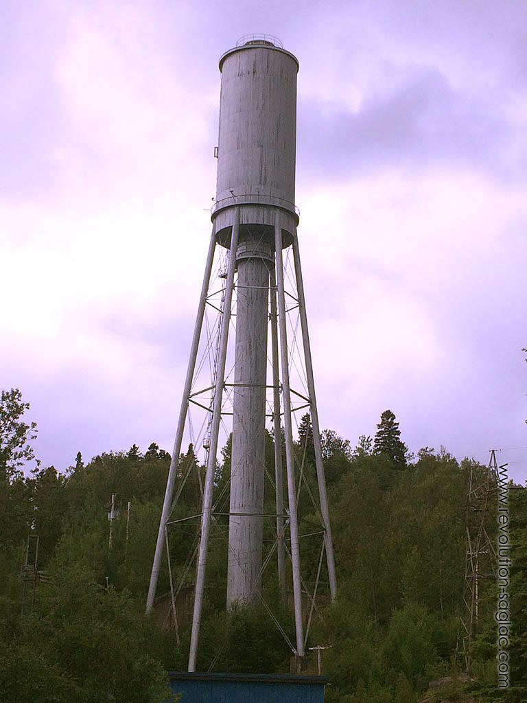 Château d'eau Ville de Chicoutimi - Tour d'eau - Pulperie de Chicoutimi Musée Régional Saguenay-Lac Saint Jean - Elkem Métal Canada