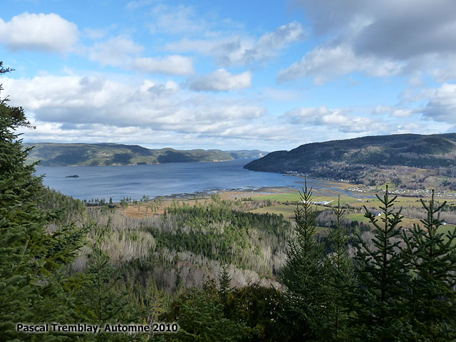 Fjord du Saguenay - Parcs Québec - Randonnée en montagne au Saguenay
